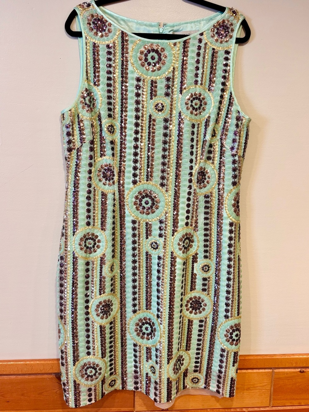 Tahari Arthur S. Levine Sequin Geometric Medallion Stripe Shift Dress Women's 16